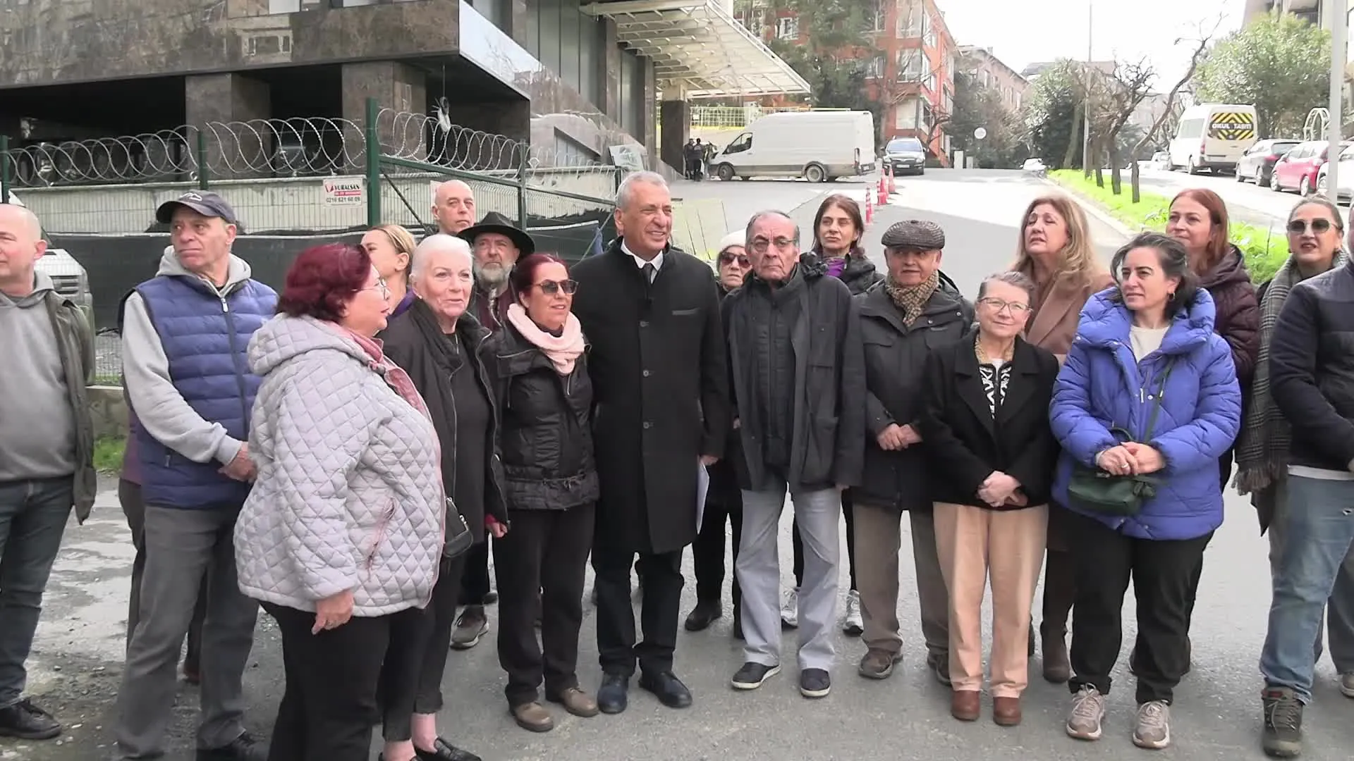 Etiler’de ‘Rant’ itirazı… Öztürkmen: Hukuk ve yasa dinlemeden inşa ettikleri binaları, otelleri, kuleleri bir oldubittiyle kabul ettirme gayreti içindeler