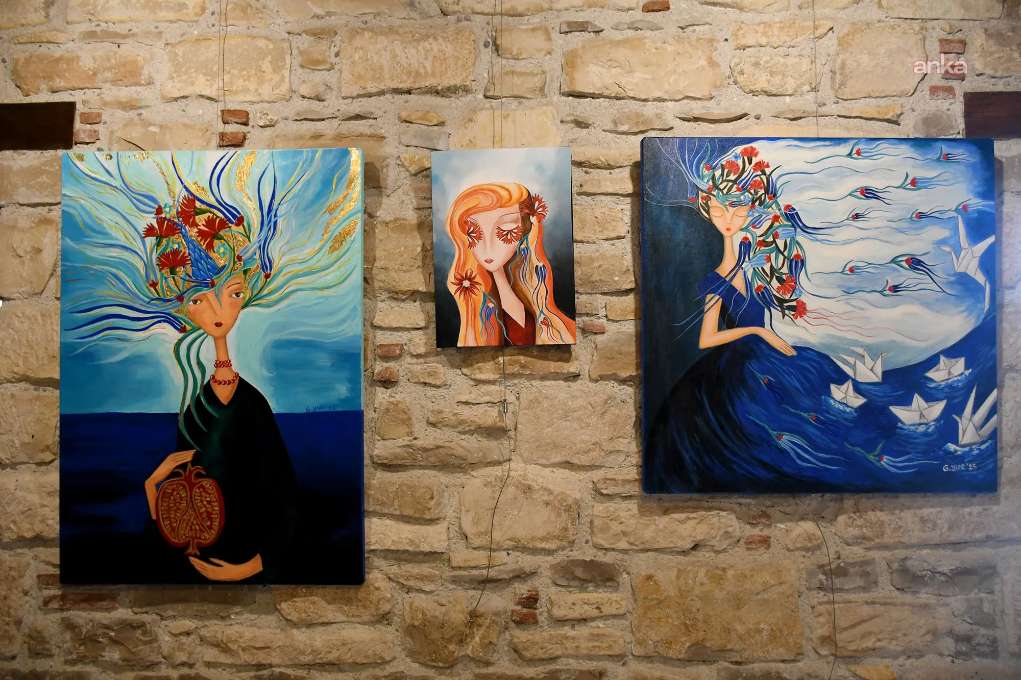 Kuşadası Belediyesi İbramaki Sanat Galerisi, “Çinilerin Dansı” resim sergisine ev sahipliği yapıyor